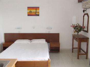 פליראקי Sotirakis Hotel מראה חיצוני תמונה